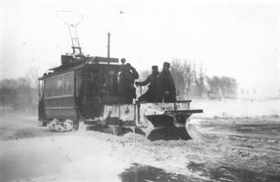 Sk-2-Vinterbillede v.Remissen Dalgas Avenue ca.1911